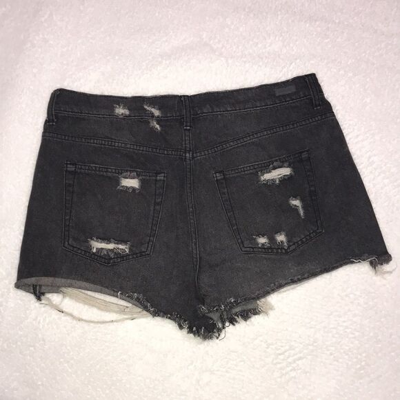 Sneak Peek Black Denim Jean High Rise Shorts Destroyed Front Pockets Size Large - Picture 2 of 12